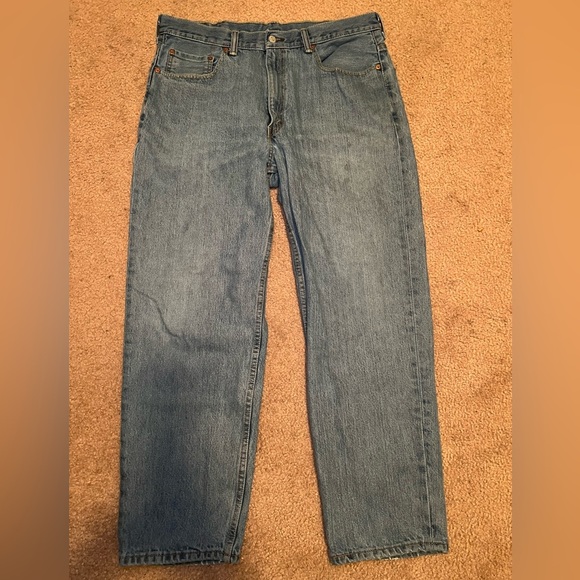 550 Levi Jeans Men’s 38x32 - Picture 3 of 6